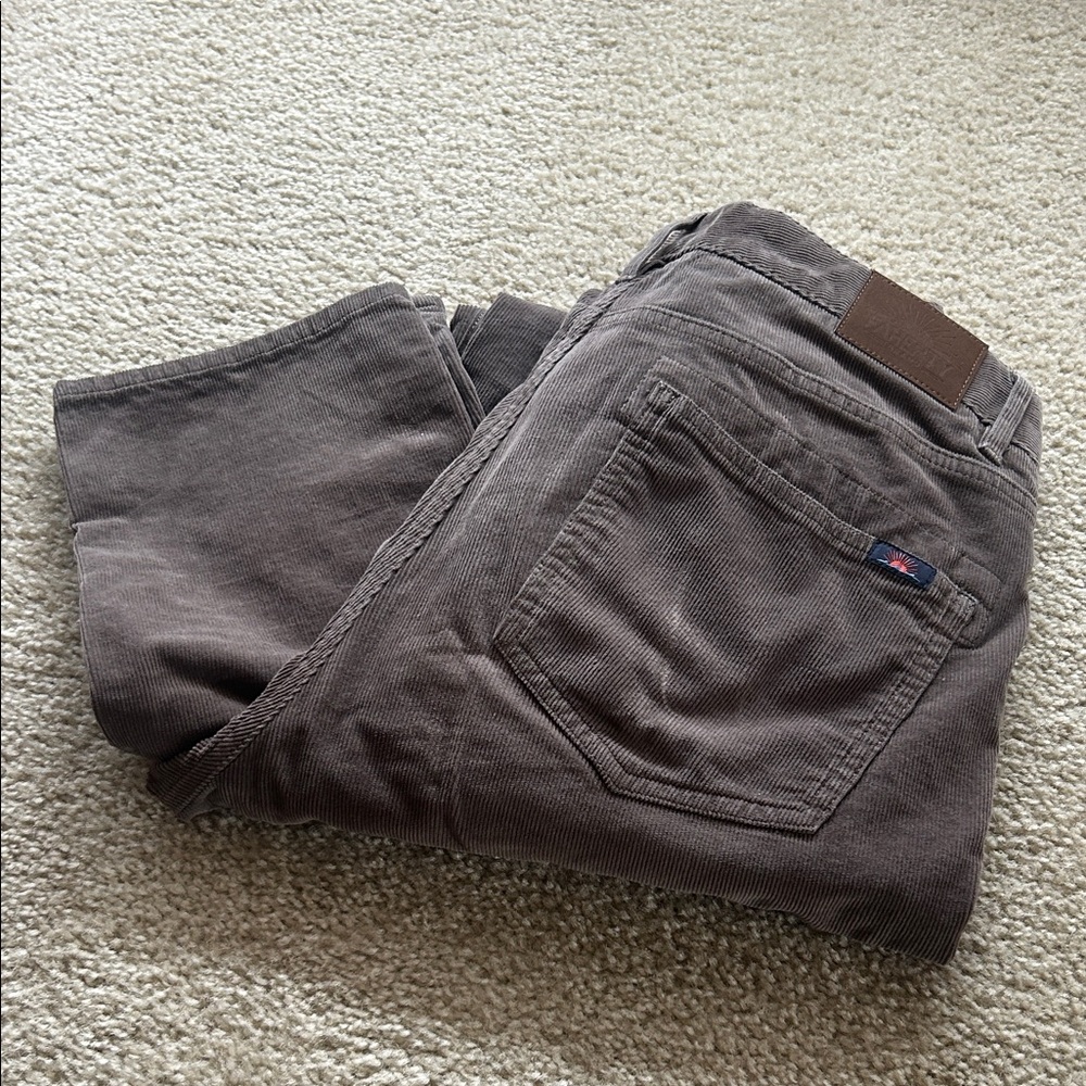 Faherty Mens gray Corduroy pants.  Size 30.  EUC. Worn and washed once